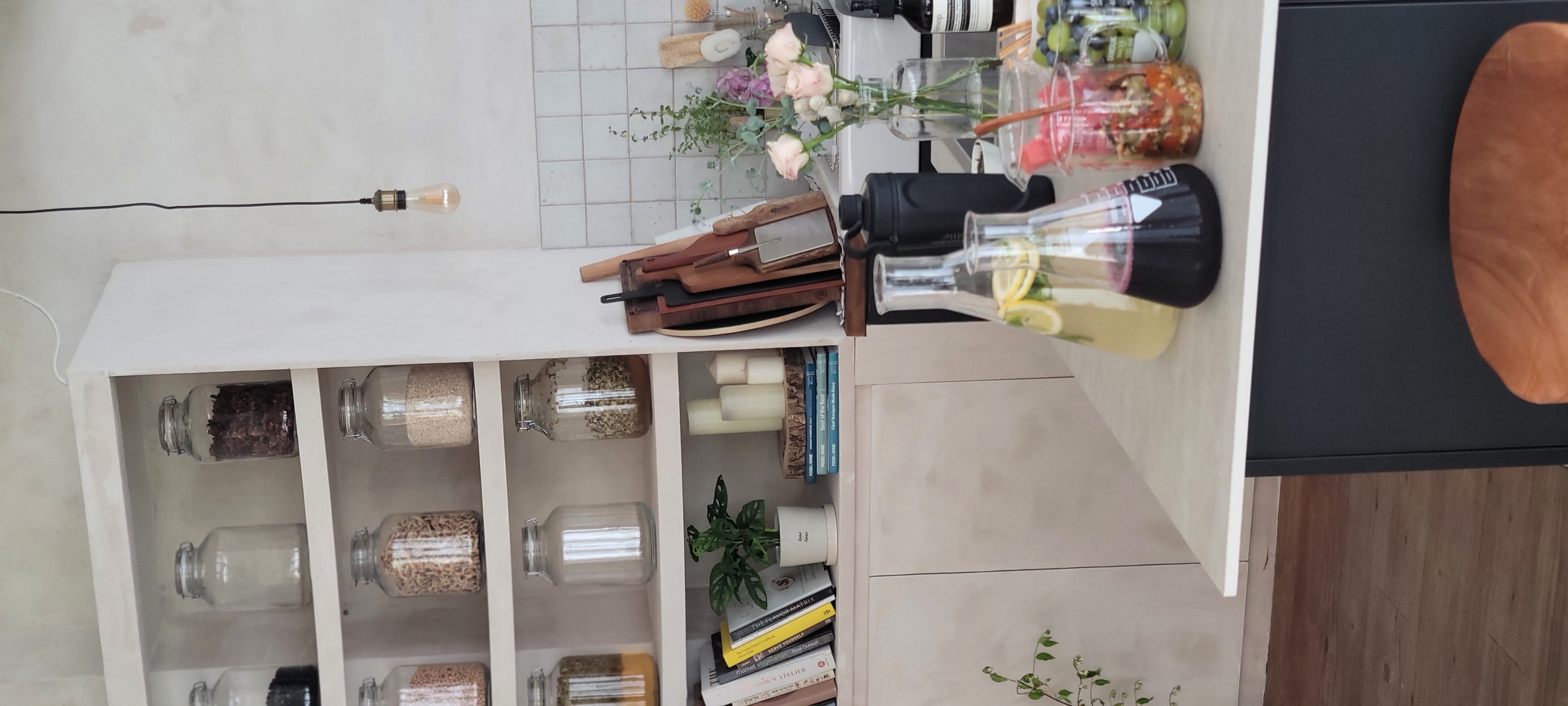 푸드파머시 공간과 식재료